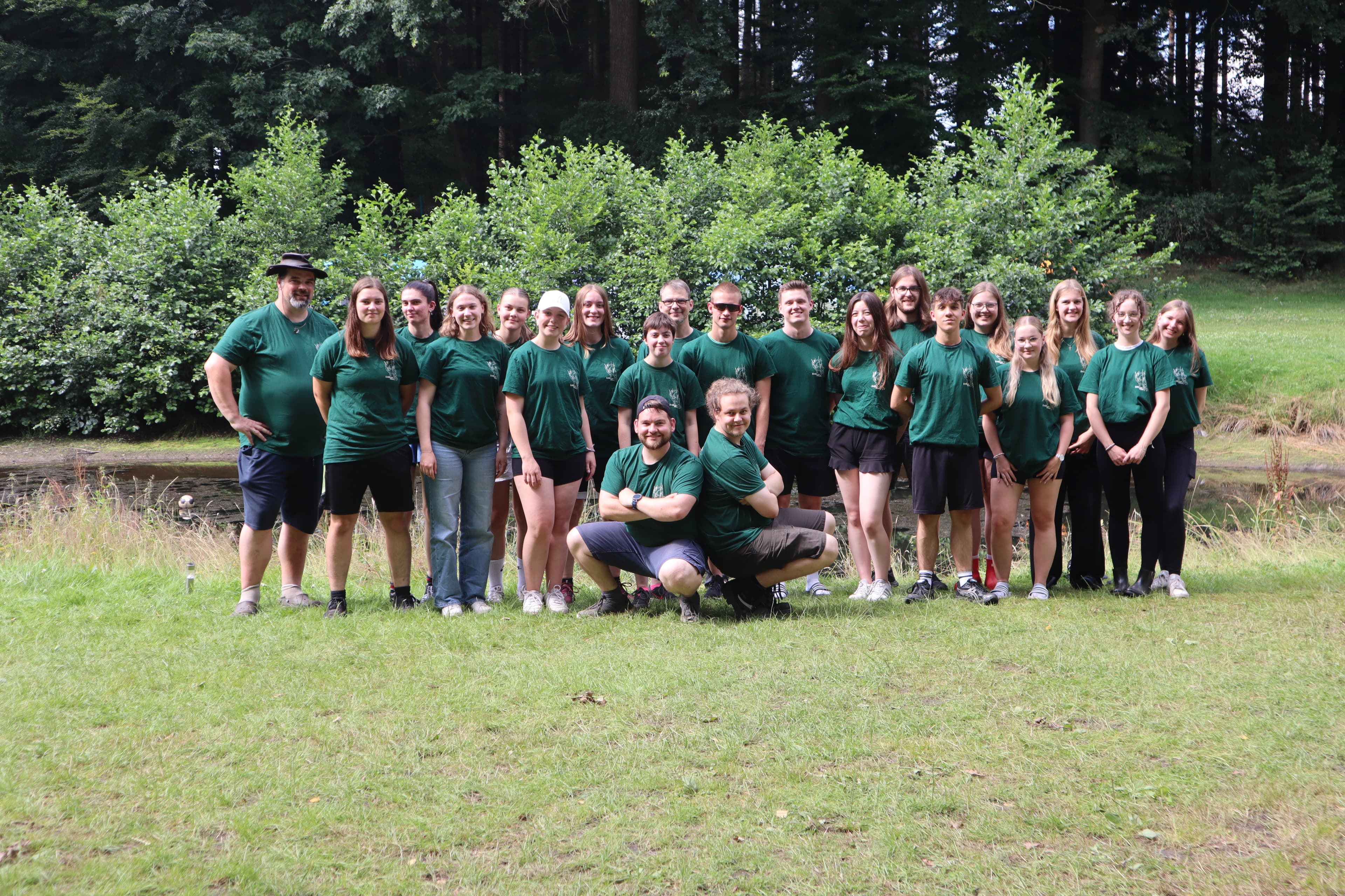 Unser ehrenamtlichen Teamer, die Leitung und das Küchenteam